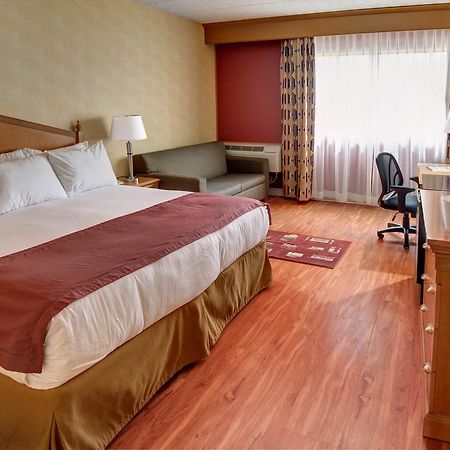 Ramada By Wyndham Toms River Buitenkant foto