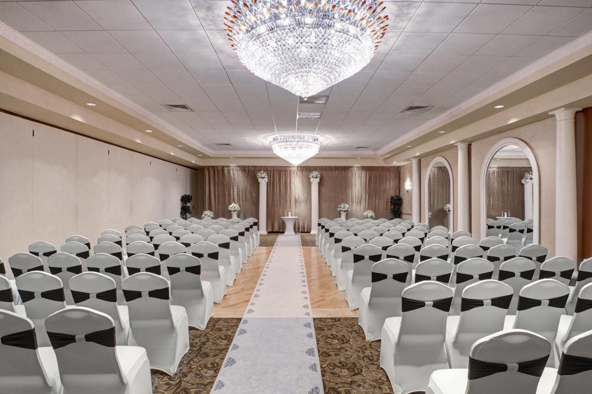 Ramada By Wyndham Toms River Buitenkant foto